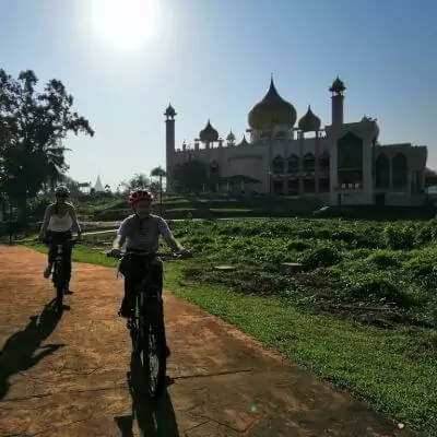 Heritage Cycling Tour in Kuching 1 Day